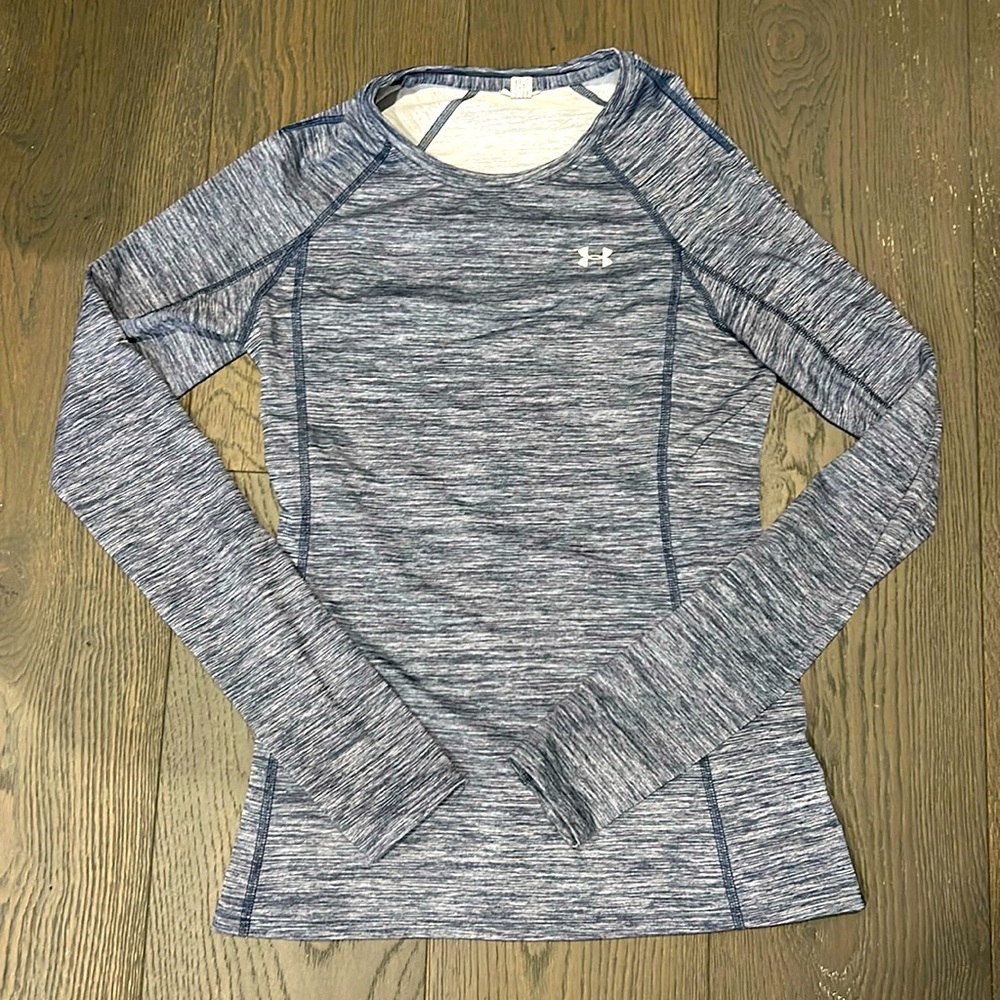 Under Armour women’s long sleeve base layer size small
